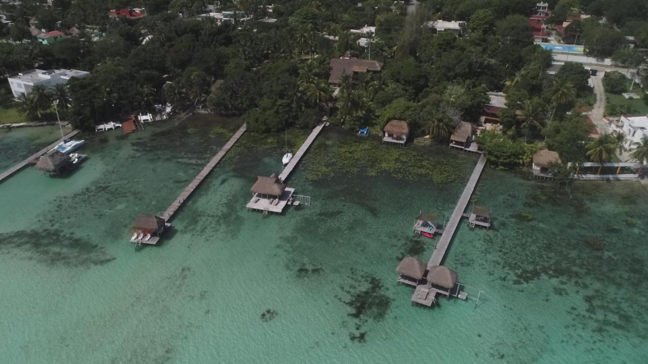 Lagoon Front Hut: Daily Cleaning, Bikes & Kayaks!