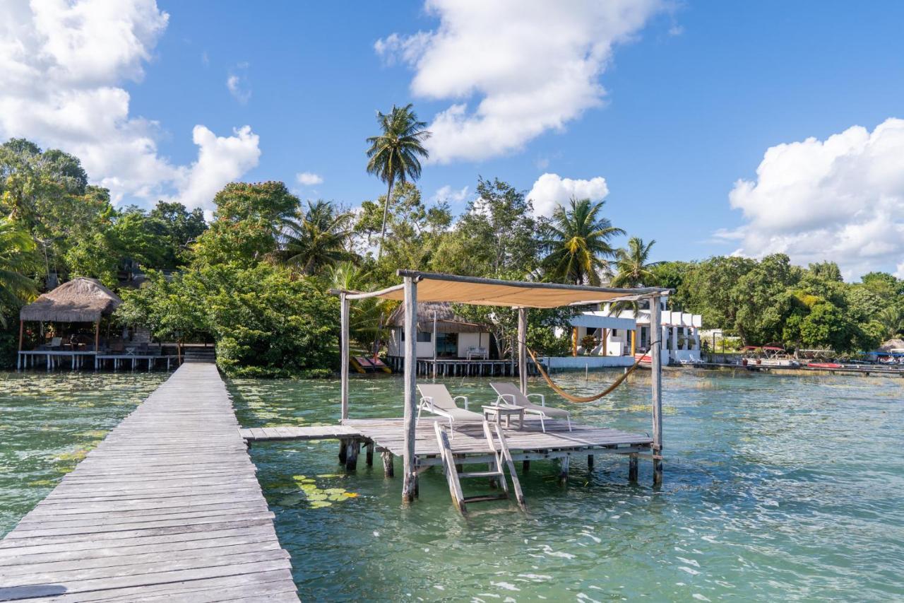 Lagoon Front Hut: Daily Cleaning, Bikes & Kayaks! Apartment *